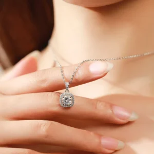 Divine Glow Dream Necklace